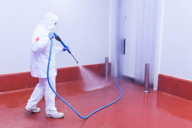 Best Animal Enclosure Cleaning  in North Merritt Island, FL
